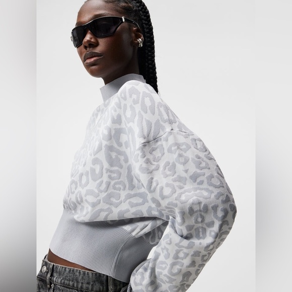 NWT J.Lindeberg Sue Knitted Sweater Grey Leo Reflect Size Small - Picture 6 of 14